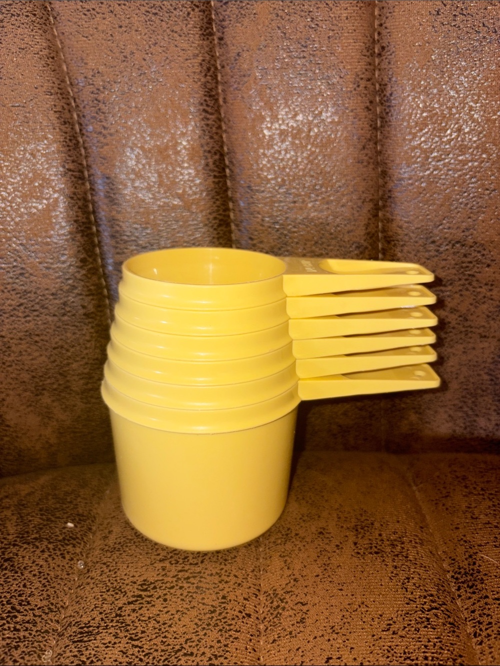 Vintage Tupperware Nesting Measuring Cups Set of 6 -1/4 to 1 Cup